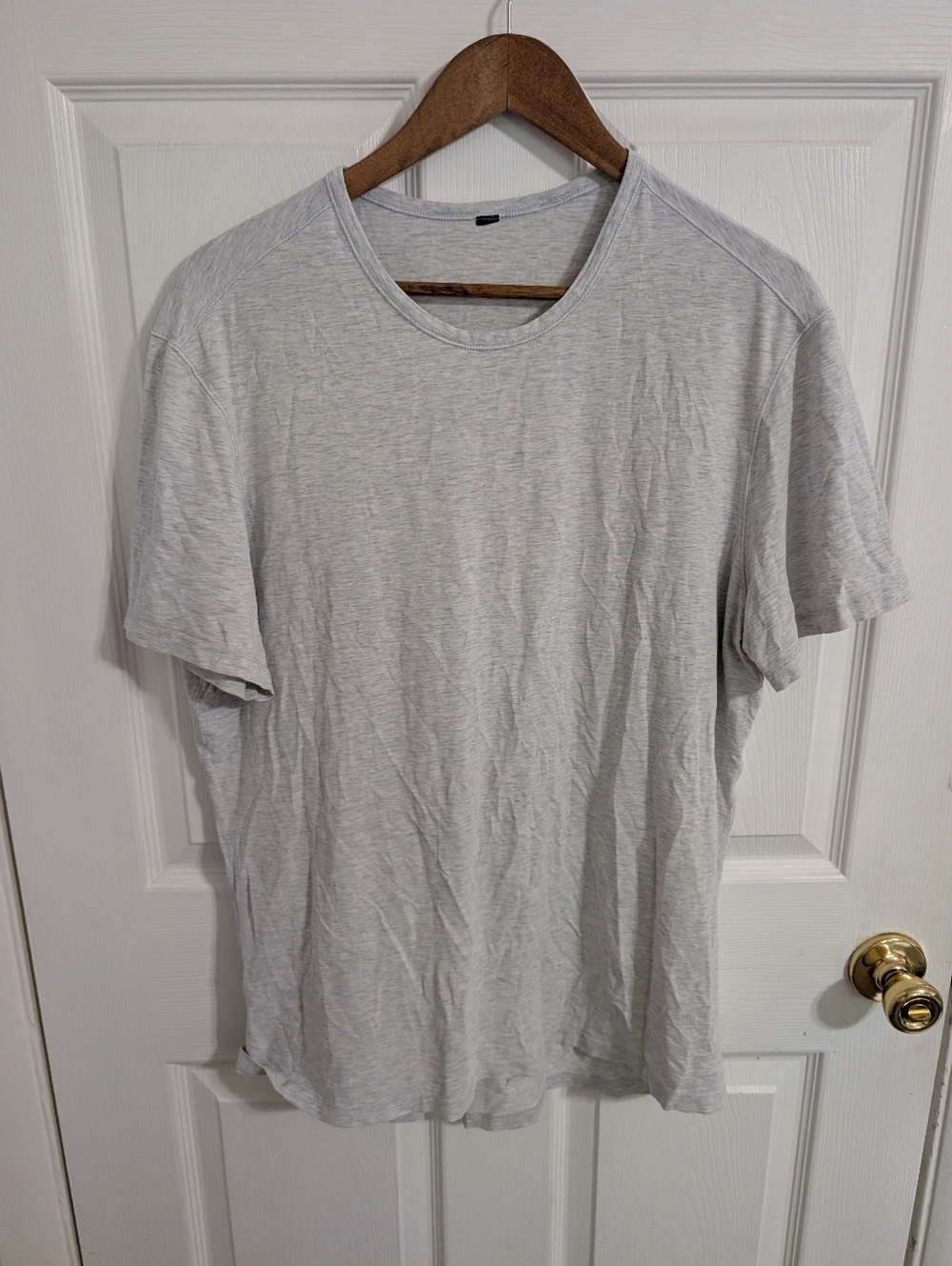 Lululemon Mens Shirt Light Gray Heather Short Sleeve Tee Run Active Size XL